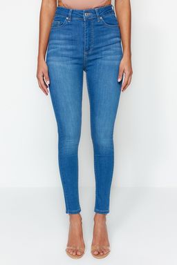 TRENDYOLMILLA Siyah Incelten Etki Super Yuksek Bel Skinny Jeans TWOSS23JE00080  фото 11