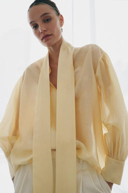 CAMISA SATINADA LAZADAS ZW COLLECTION / Amarillo - Zara фото 4