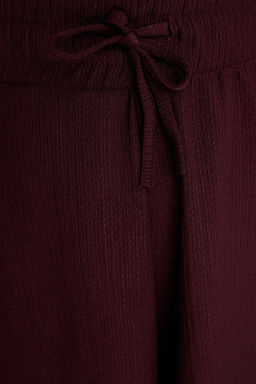 Bordo Rahat Kesim Normal Bel Burumcuk/Dokulu Orme Sort TWOSS22SR0212