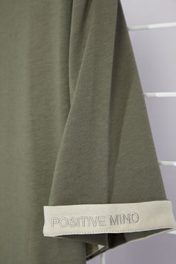 Antrasit Oversize/Genis Kesim More Sustainable Nak?sl? %100 Organik Pamuk T-shirt TMNSS24TS00176 - Trendyolmilla фото 2