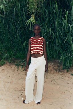 KNIT CROCHET TOP WITH CUT-OUT
