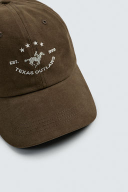 GORRA BORDADO COMBINADO / Marr?n