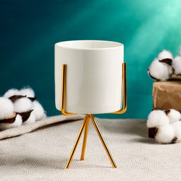 Кашпо для цветов «Цилиндр», 300 мл, 15×8×8 см, керамика, на золотистой подставке, белое