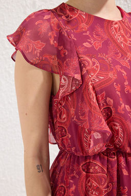 TRENDYOLMILLA Bordo Etnik Desenli Belden Ac?lan F?rf?rl? Mini Sifon Astarl? Dokuma Elbise TWOSS24EL00745  фото 3