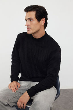 Trendyolmilla Man Siyah Slim Dar Kesim Yar?m Bal?kc? Yaka Dokulu Triko Kazak TMNAW20LS0012