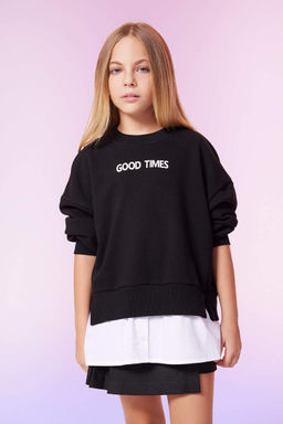 Толстый свитшот оверсайз для девочек с круглым вырезом и мягкой пушистой изнанкой