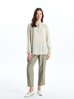 Ba?lamal? Yaka Desenli Kad?n Bluz