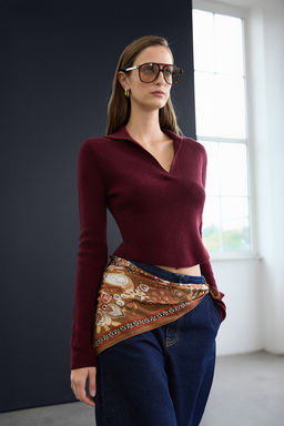 Trendyol Studio Bordo Yumusak Dokulu Polo Yaka Vucudu Saran Yunlu Triko Kazak TWOAW26KZ00248