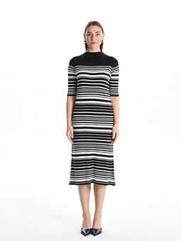 Bisiklet Yaka ?izgili K?sa Kollu Kad?n Triko Elbise