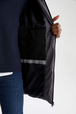 Водонепроницаемая длинная куртка-пуховик с капюшоном и принтом. Парка - Defacto фото 7