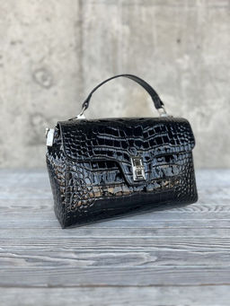 Женская лаковая сумка под крокодила HW-7711 Блек