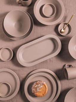 Блюдо Magistro Jarwah Lausanne, 32×15.5 см, фарфор, бежевое