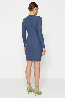 TRENDYOLMILLA Siyah Vucuda Oturan Mini Dik Yaka Fitilli Esnek Orme Kalem Elbise TWOAW21EL2244 фото 20