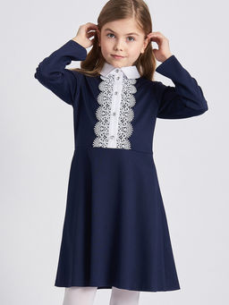 Платье с длинными рукавами