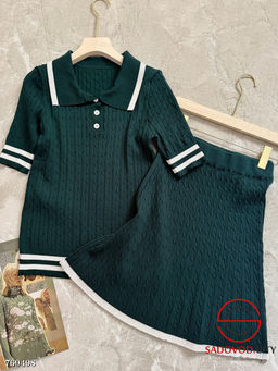 Костюм из тонкого трикотажа