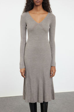 TRENDYOLMILLA Bordo Midi Triko Etek Ucu F?rf?rl? Elbise TWOAW25EL00055 фото 3