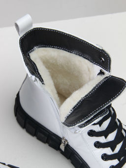 Ботинки 214.1918bl. white/Шерсть