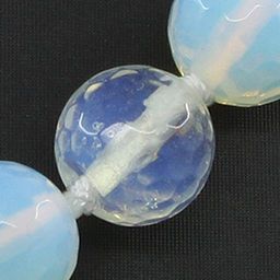 Бусы лунный камень , круглые граненые 12мм, "Шарм" бусы длиной 48см