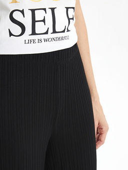 Beli Lastikli Dokulu Kad?n Pantolon