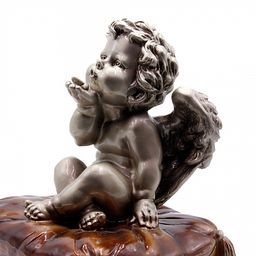 Фигурка Ангелочек с сердечком дарует защиту семейных отношений 26см-22см 5кг200гр ХРУПКОЕ