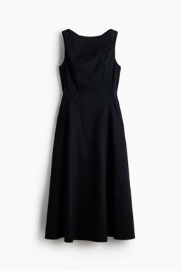 Vestido cut-out de sarga