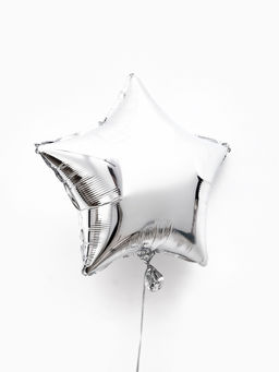 Цена за 2 шт. Воздушные шары фольгированные 18" "Звезда" цвет серебро,  набор 5 штук