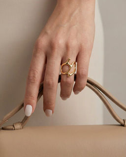 Стильное кольцо