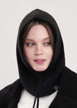 Шапка женская CLEVER