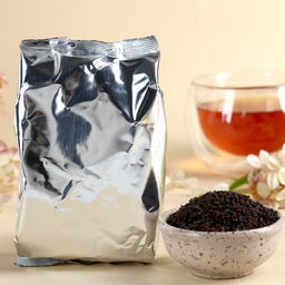 Чай чёрный в коробке конфете Британские мопсы, вкус: лесные ягоды, 100 г. - Фабрика счастья фото 2