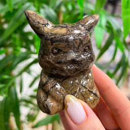 Фигурка резная "Пикачу" из дендритовой Яшмы