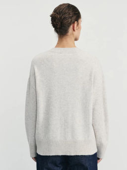 Джемпер с V-образным вырезом с добавлением шерсти / Zarina фото 5