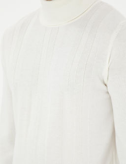 Ekru Slim Fit Bal_k__ Yaka Triko Kazak