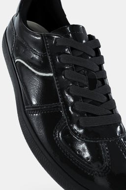 PATENT EFFECT TRAINERS