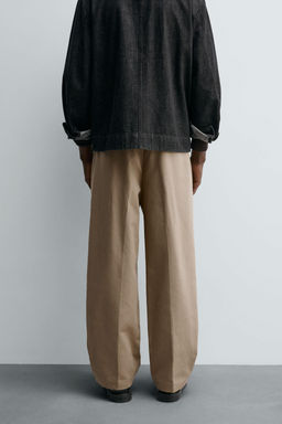 RELAXED FIT PLEATED TROUSERS - Zara фото 3