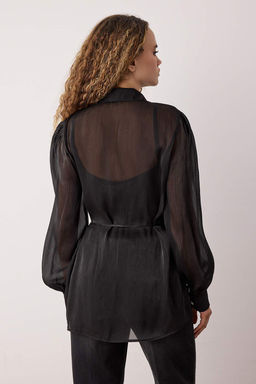 Beyaz Parlak Kumas Ici Atletli Gomlek TWOAW26GO00109 - Trendyolmilla фото 8