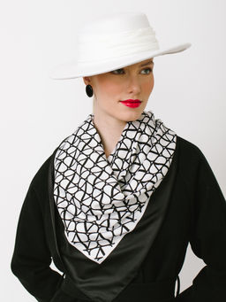 Большой мягкий очень нежный двусторонний платок