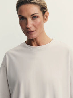 Базовая футболка оверсайз из хлопка / Zarina  фото 6