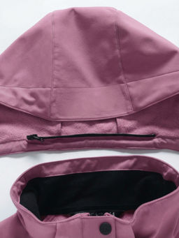 Парка женская софтшелл виндстоппер удлинённая с капюшоном малинового цвета 9614_1M