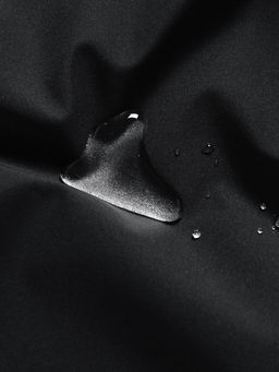 Парка зимняя подростковая для девочки с капюшоном и мехом черного цвета 9536Ch