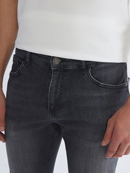 750 Slim Fit Erkek Jean Pantolon