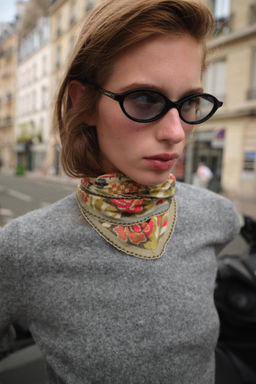 FLORAL PRINT LACE BANDANNA
