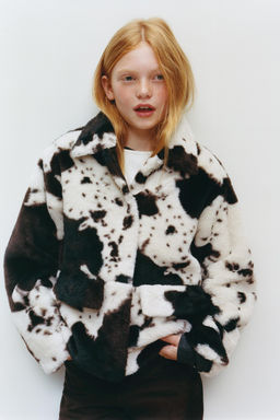 FAUX FUR COW PRINT JACKET - Zara фото 9