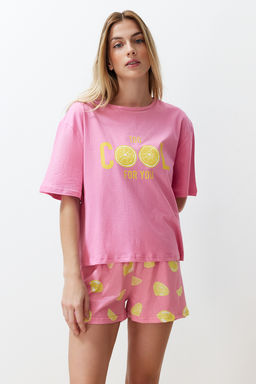 Trendyolmilla Pembe %100 Pamuklu Slogan Meyve Bask?l? Sortlu Orme Pijama Tak?m? THMSS24PT00226