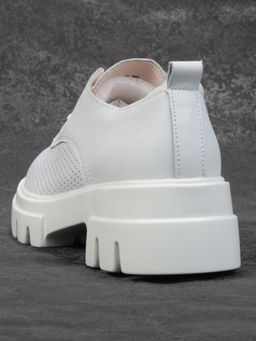 03-HY11-2D WHITE Полуботинки женские (натуральная кожа)