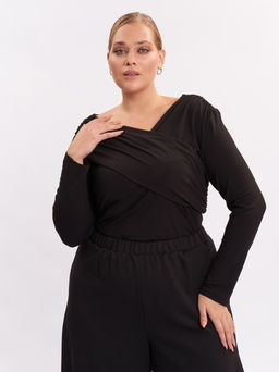 Лонгслив с драпировкой LN00503BLK01 - Артесса фото 4