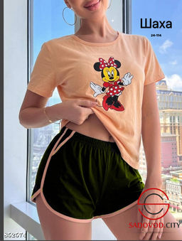 Костюм женский с шортами
