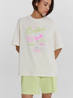 КОМПЛЕКТ ЖЕНСКИЙ (ДЖЕМПЕР, ШОРТЫ)