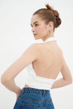 Ekru Boyundan Baglamal? Fitted/Vucuda Oturan Crop Orme Bluz TWOSS22BZ0544