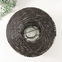 Подсвечник - фонарь на 1 свечу «Лист из лозы», пластик, чёрно-белый, 15×38×27 см