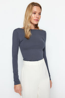Antrasit Pamuklu S?rt Dekolteli Fitted/Vucuda Oturan Esnek Bluz TWOAW24BZ00160